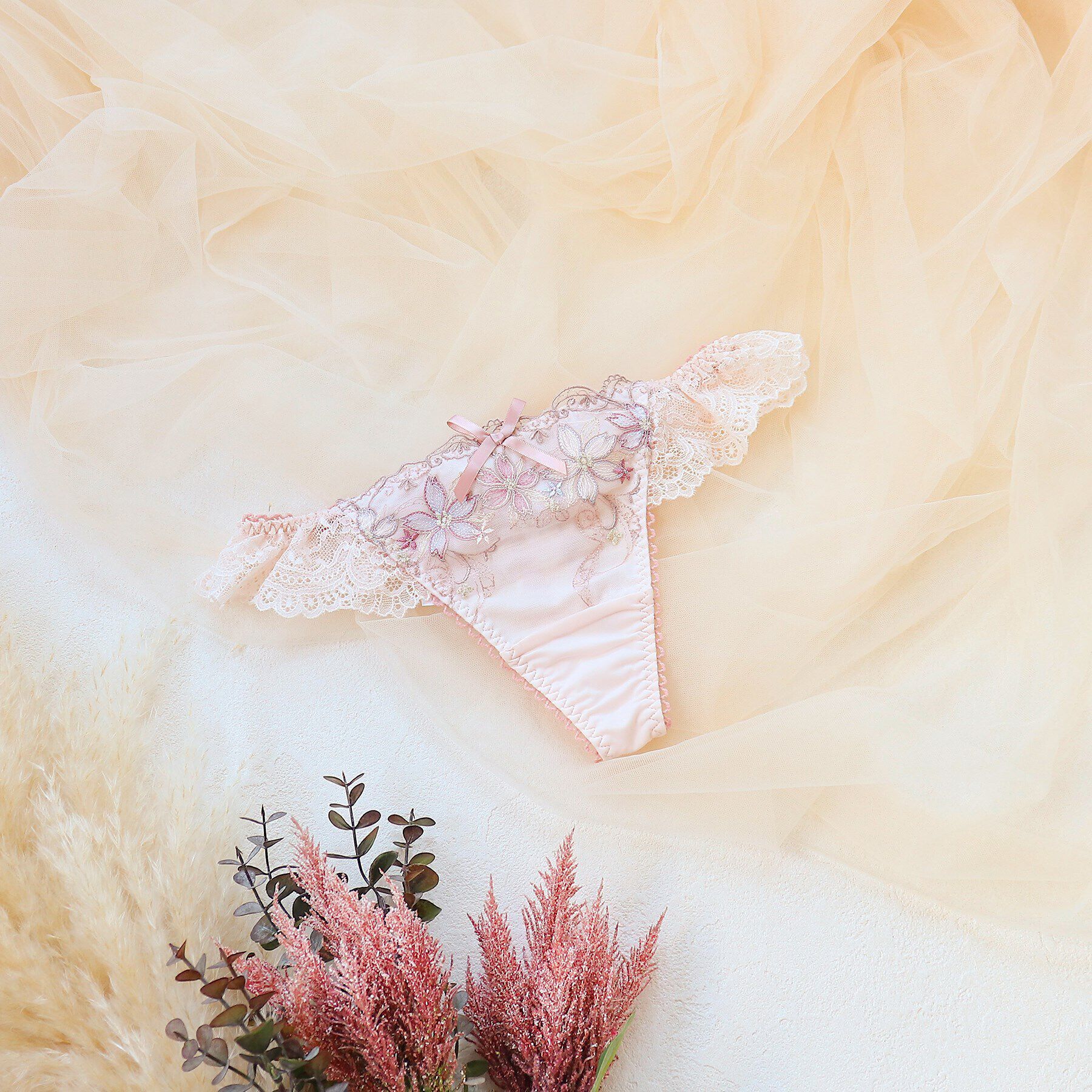 Risa Magli「メイヤ Tバックショーツ」|インナー|ピンク(070)