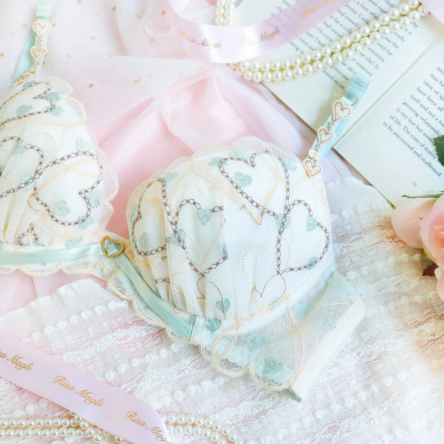 Risa Magli「ジアン ブラジャー（B-D）＜リサマリ ミラクル谷間ブラ＞」|インナー|