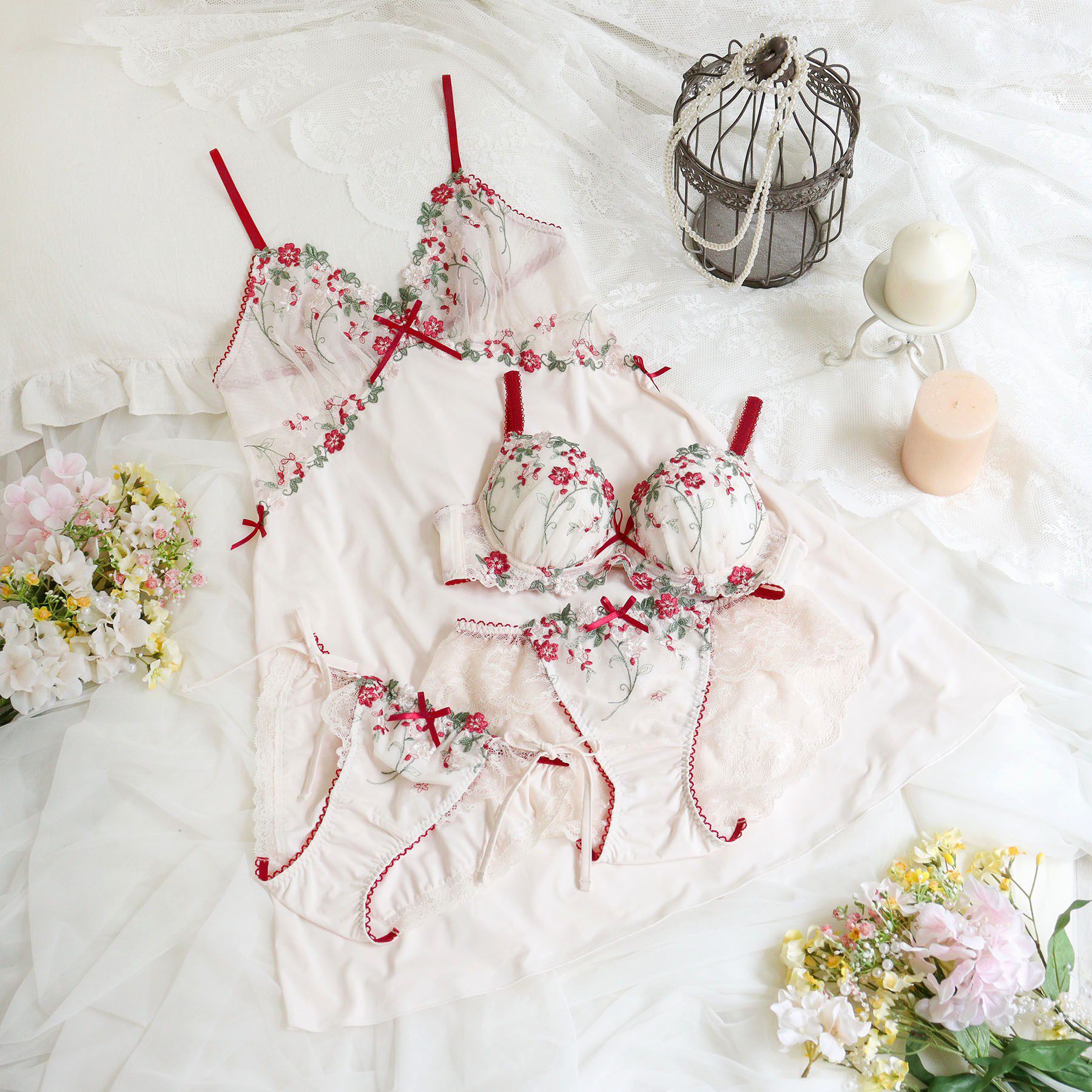 Risa Magli「ナヨン ブラジャー（E-F）＜サイドシェイプ＞」|インナー|