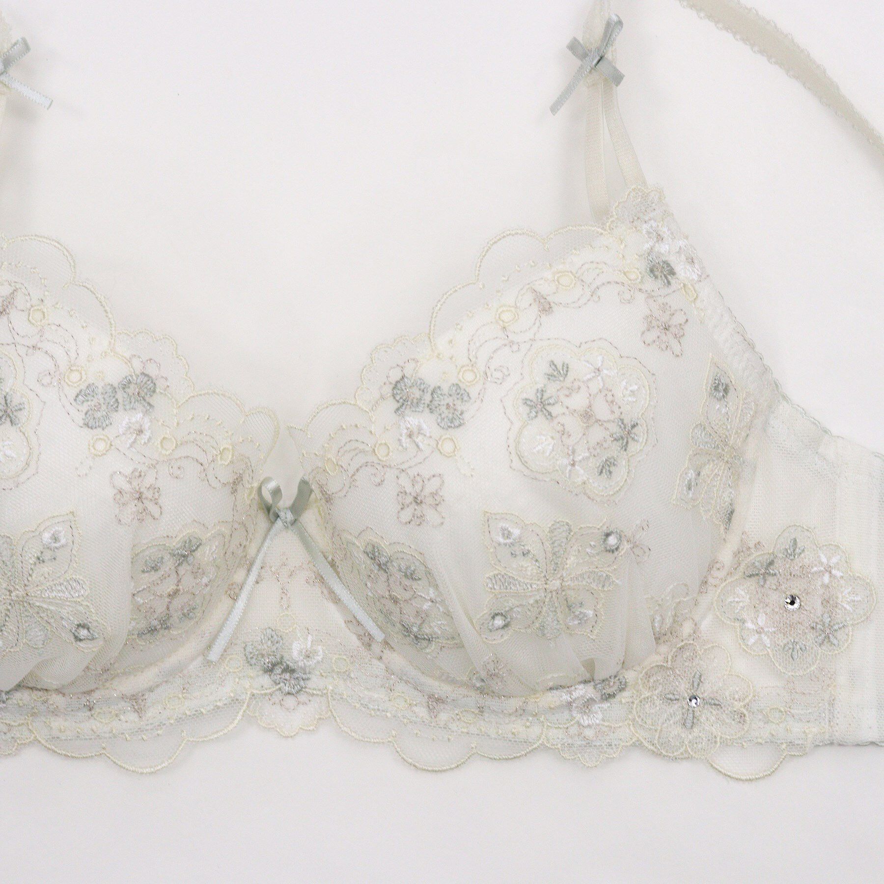 Risa Magli「キャシー ブラジャー （B-C） ＜サイドシェイプ＞」|インナー|