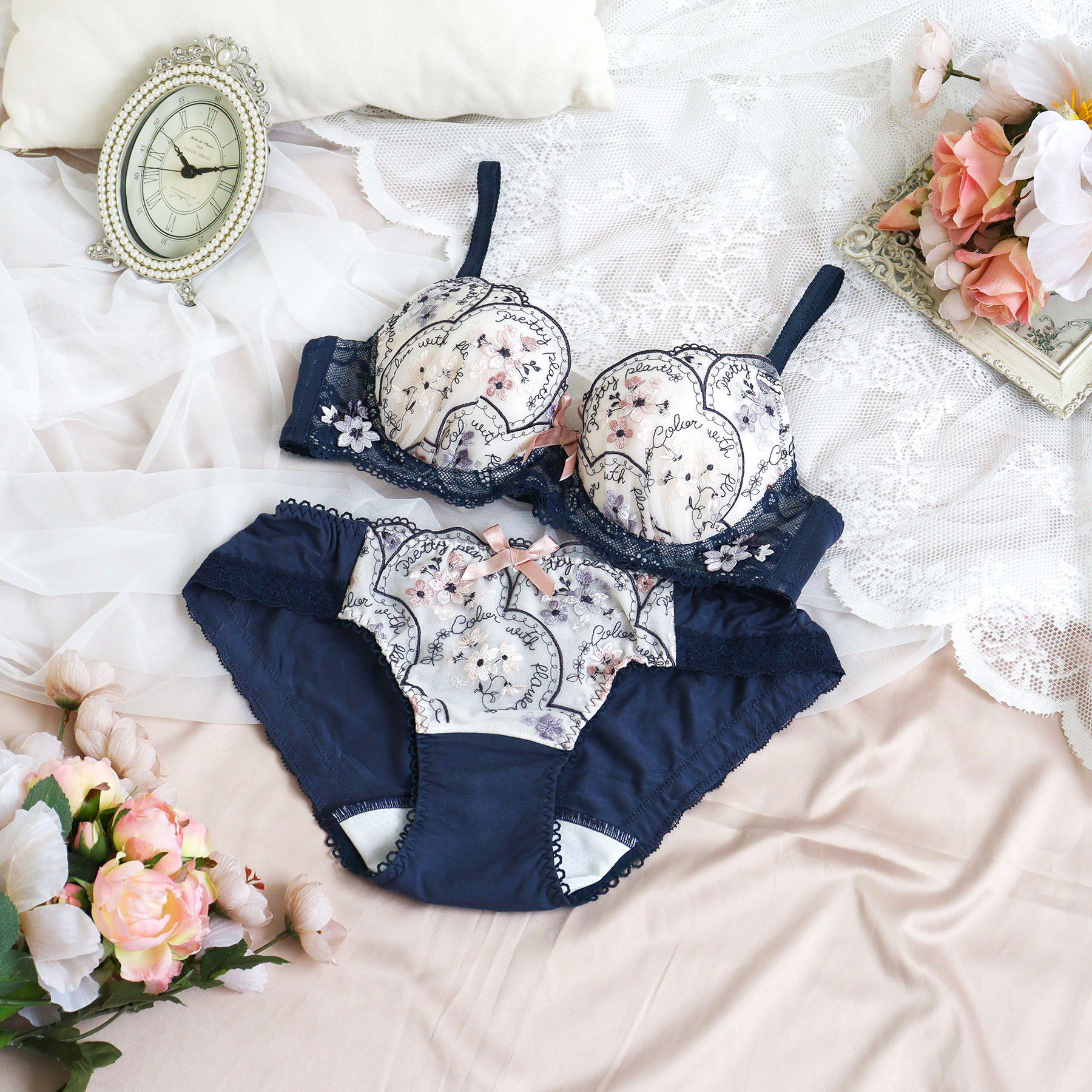 Risa Magli「フェリーチェ サニタリー」|インナー|