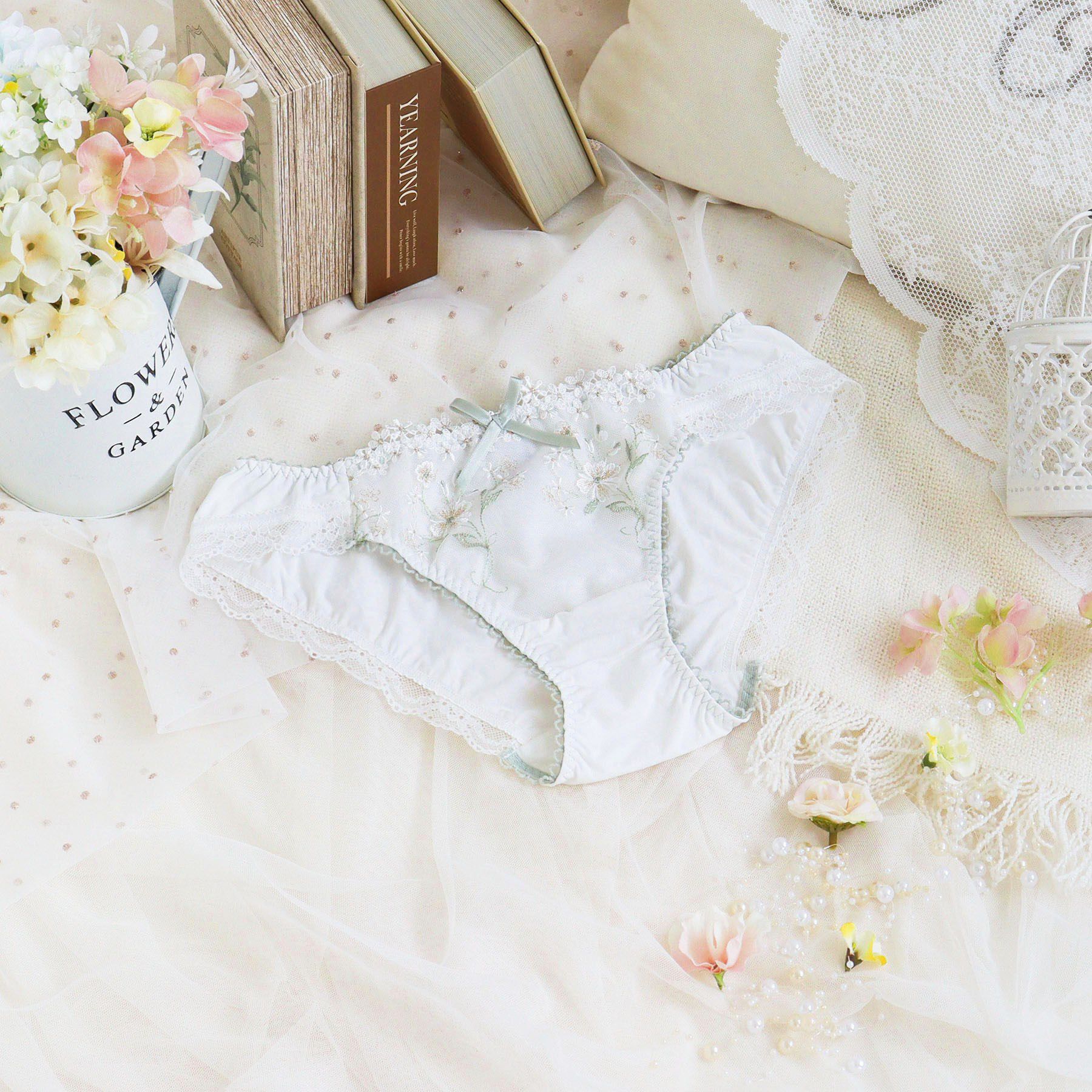 Risa Magli「レーナ ノーマルショーツ」|インナー|ホワイト(001)