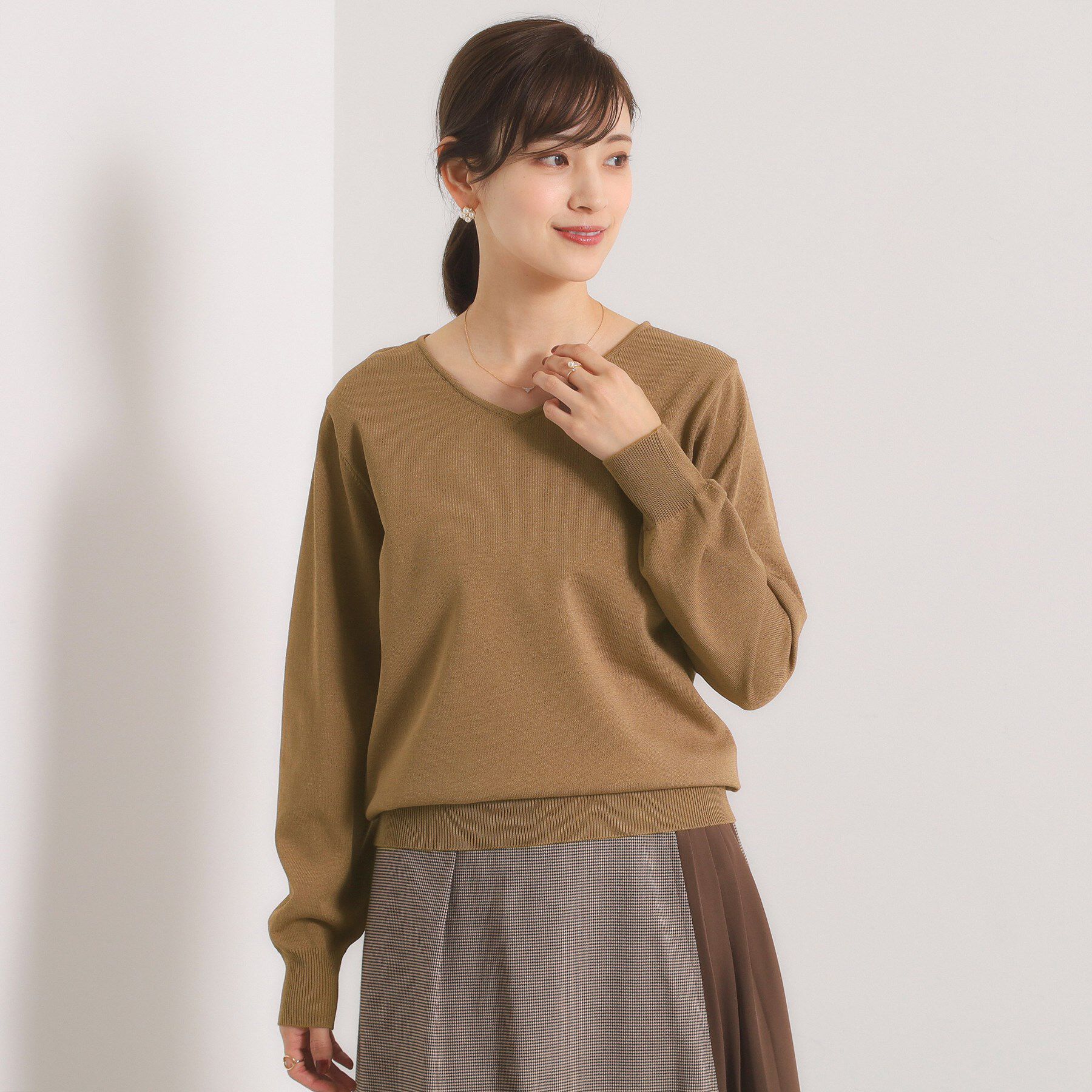 ITS&rsquo;DEMO「【縮みに強い／洗濯機OK】Vネックニットプルオーバー」|ニット・セーター|