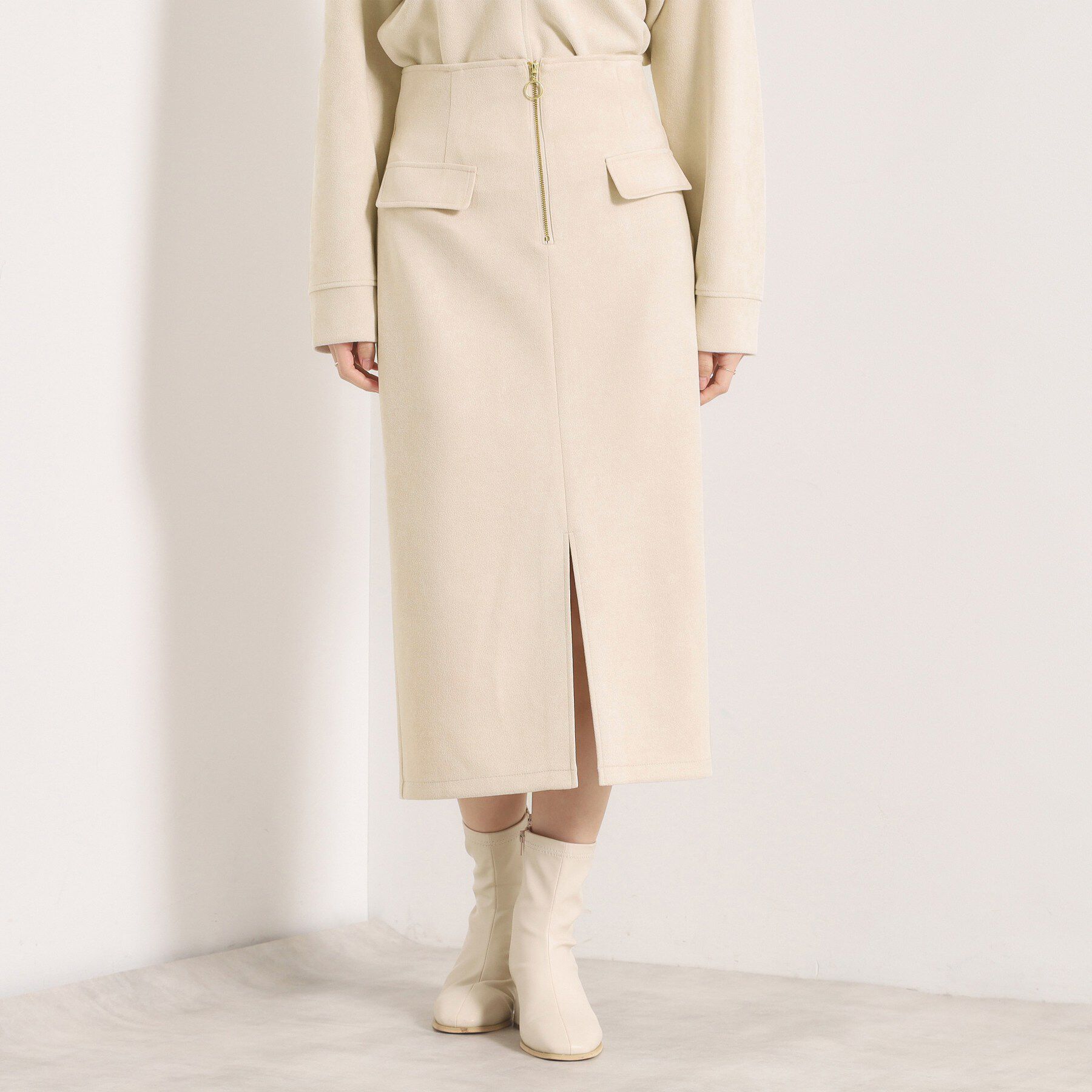 ITS&rsquo;DEMO「【セットアップ可／手洗い可】カットスエードスカート」|スカート|