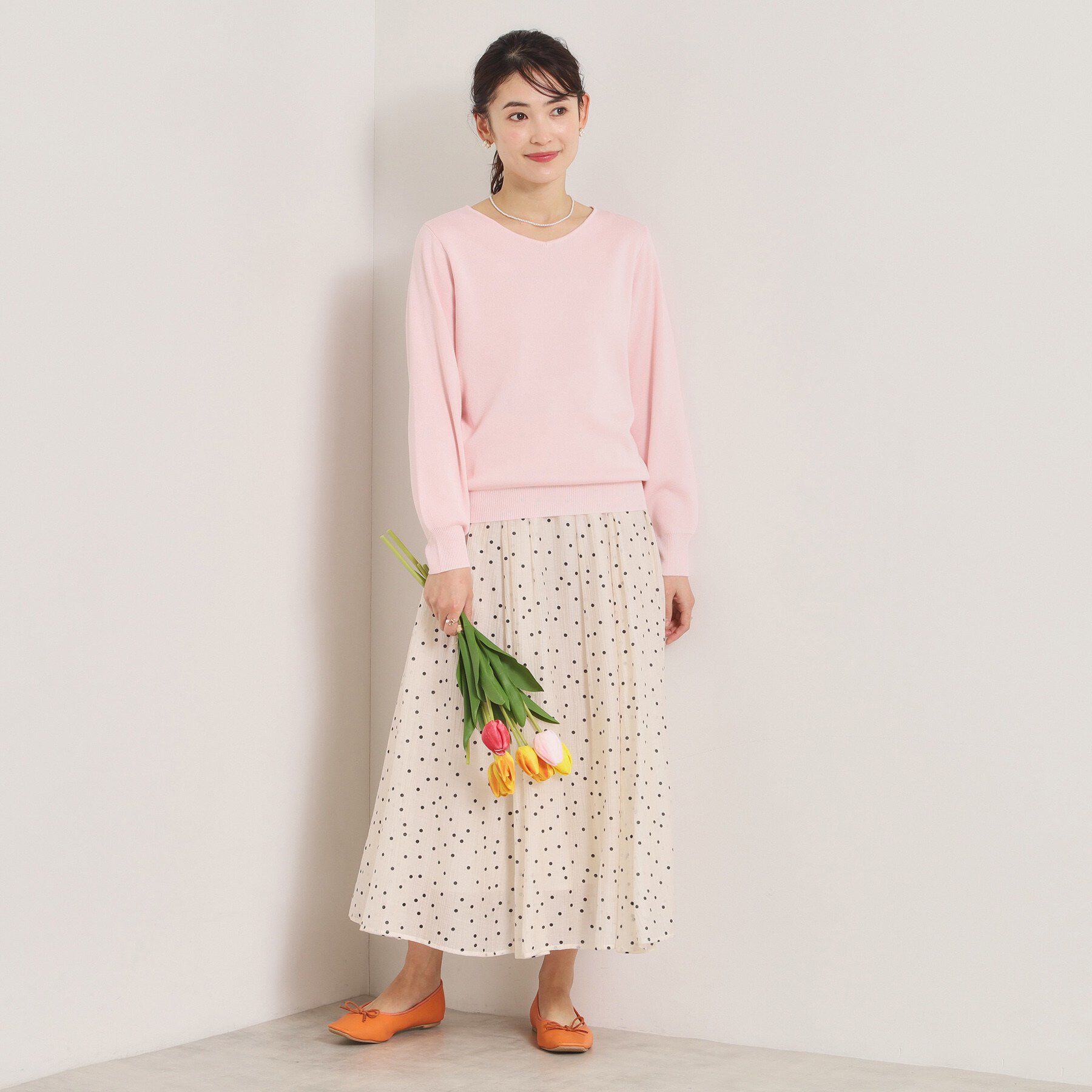 ITS&rsquo;DEMO「【洗濯機OK】花粉防止Vネックニット」|ニット・セーター|