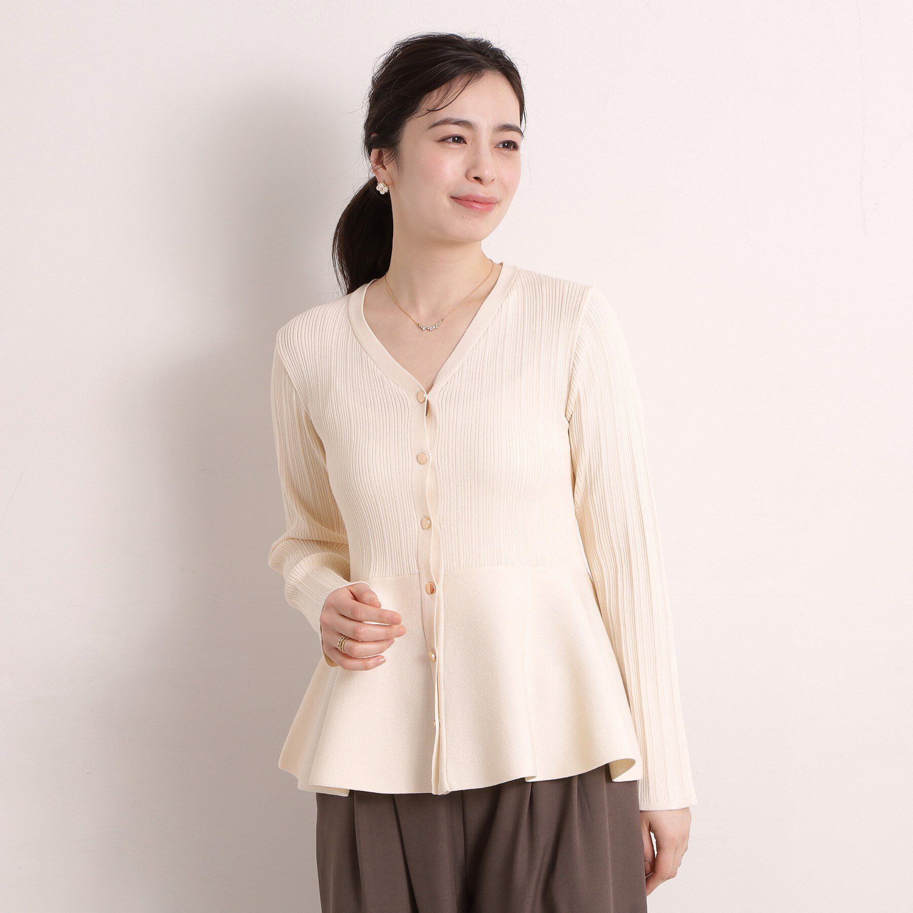 ITS&rsquo;DEMO「【手洗い可】前開きペプラムニット」|ニット・セーター|