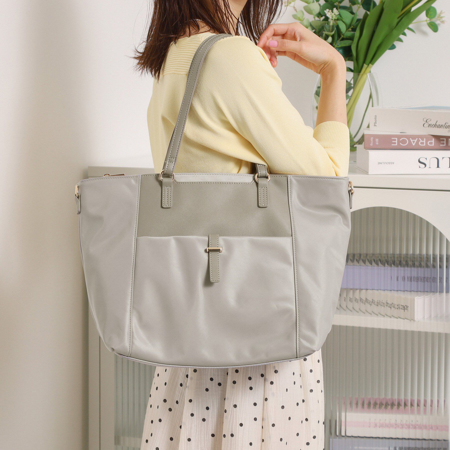 ITS&rsquo;DEMO「＜人間工学＞A4トート」|トートバッグ|グレー(012)