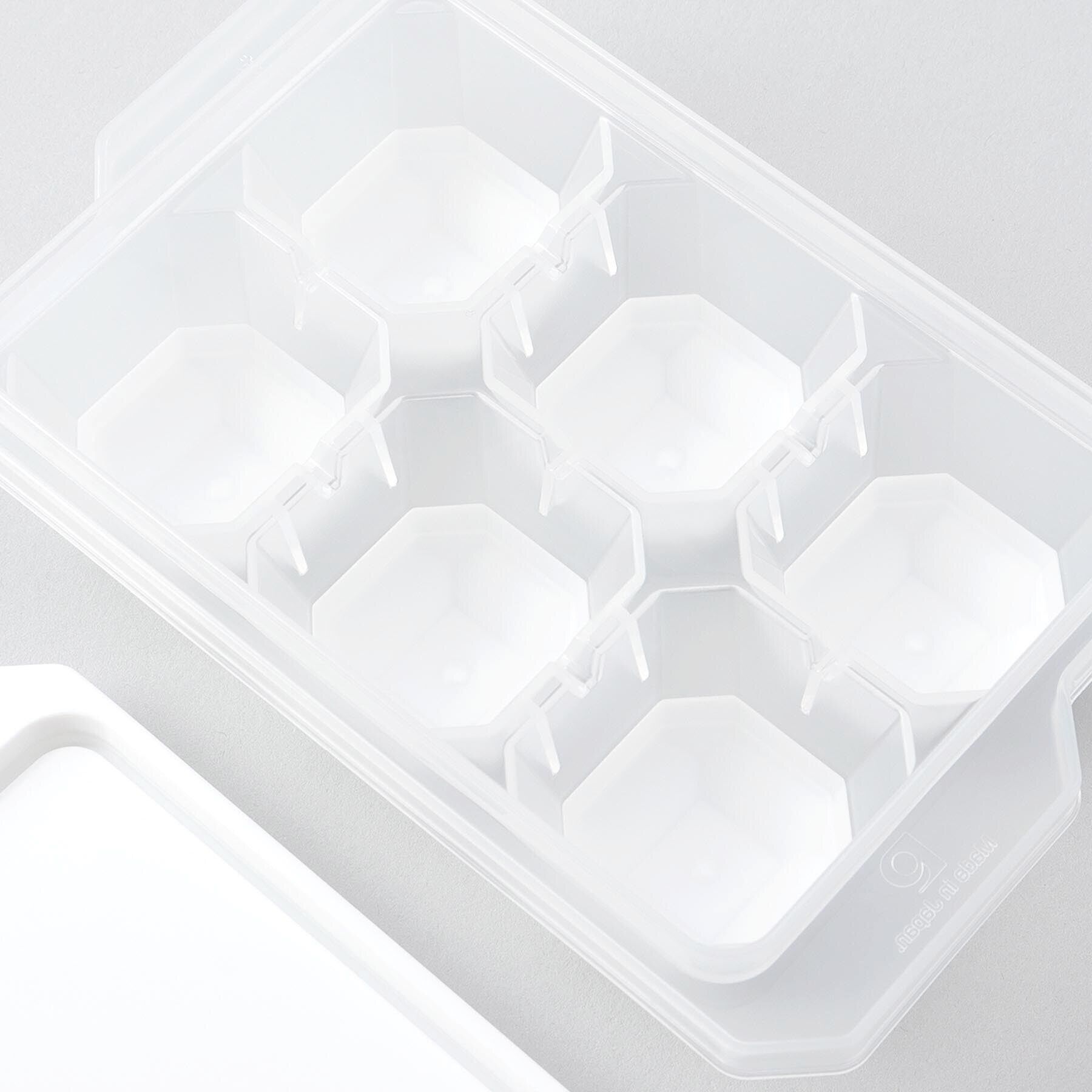 212 KITCHEN STORE「冷た倶楽部 取り出しやすいアイストレー6個取り (蓋付) 2個組」|食器・キッチングッズ|