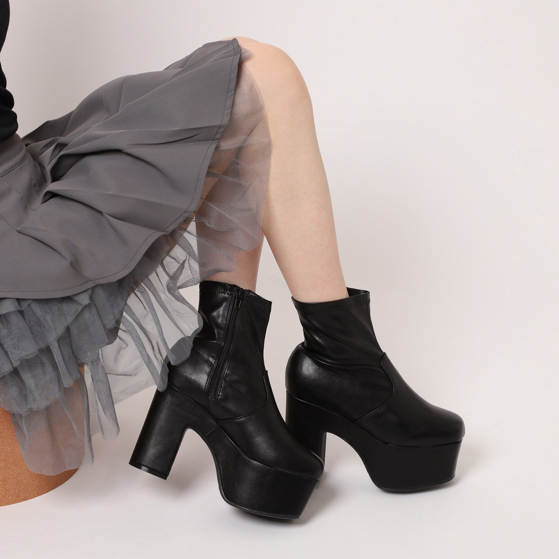 csT&P「スクウェアヒールストレッチブーツ」|ショートブーツ|