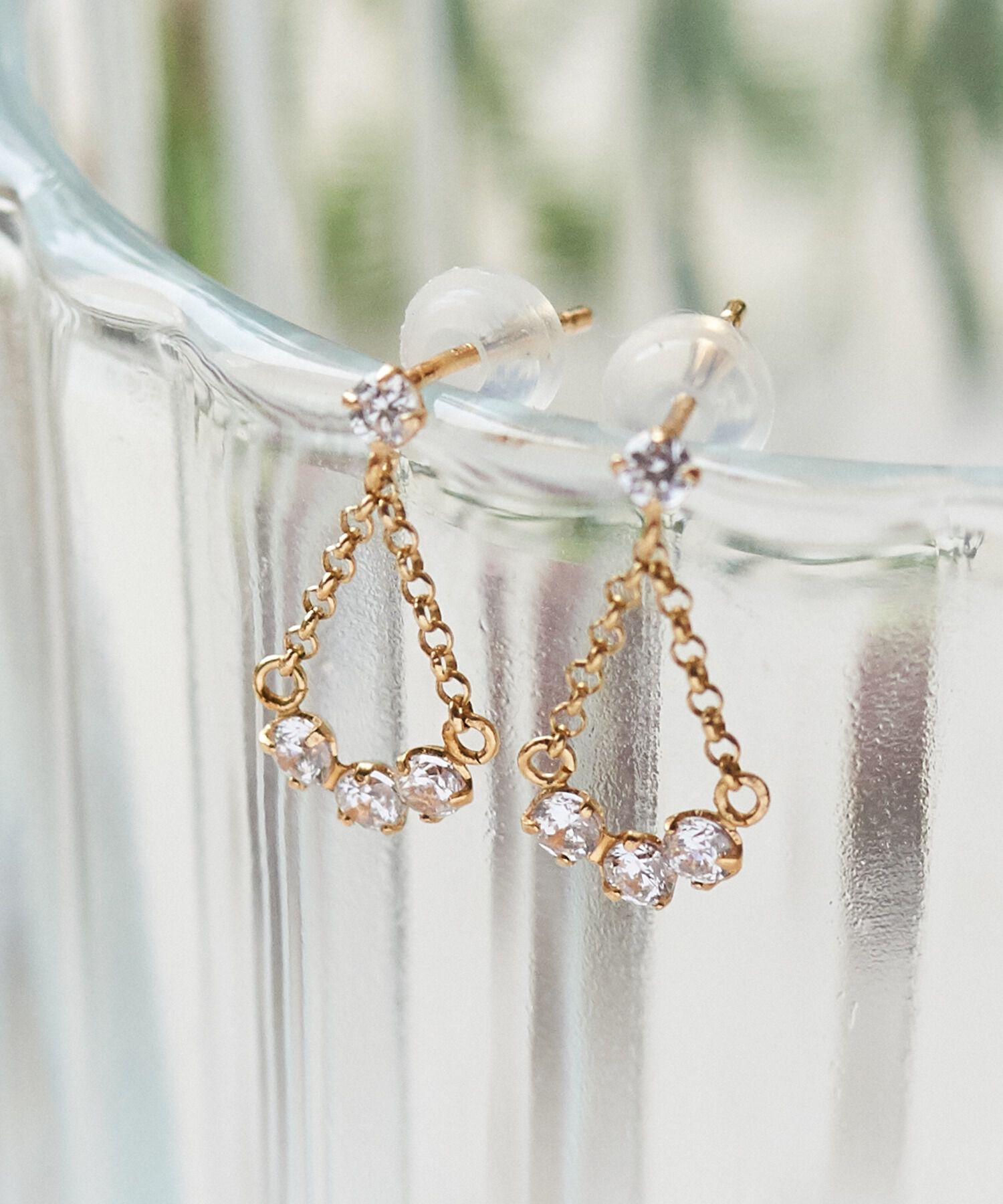 Phoebe「【K10】スウィングビジューピアス/BOX付き」|ピアス|クリア