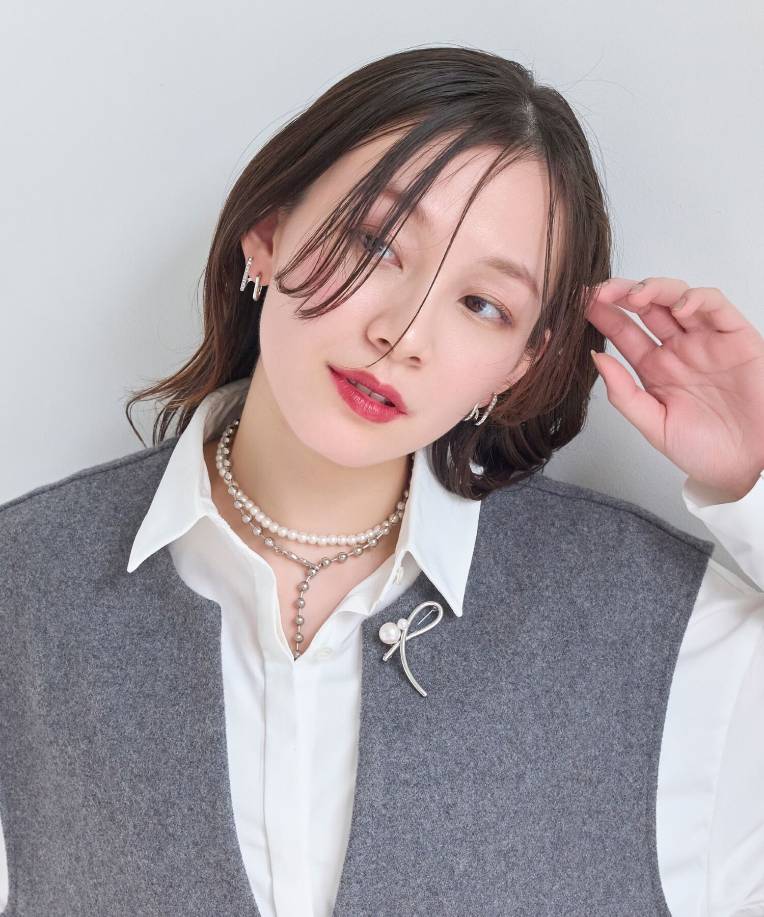 Phoebe「クロスメタルパールブローチ　シルバー　セレモニー/入学式/卒業式/式典」|ブローチ・コサージュ|