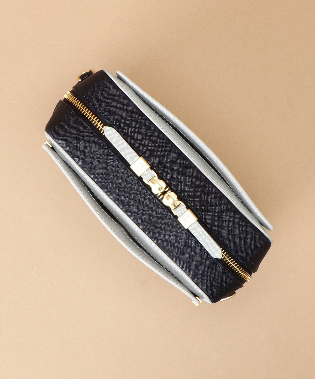 Samantha Thavasa「Pomme d'espoir ポムディスポワール バイカラーショルダーバッグ」|ショルダー・メッセンジャー|