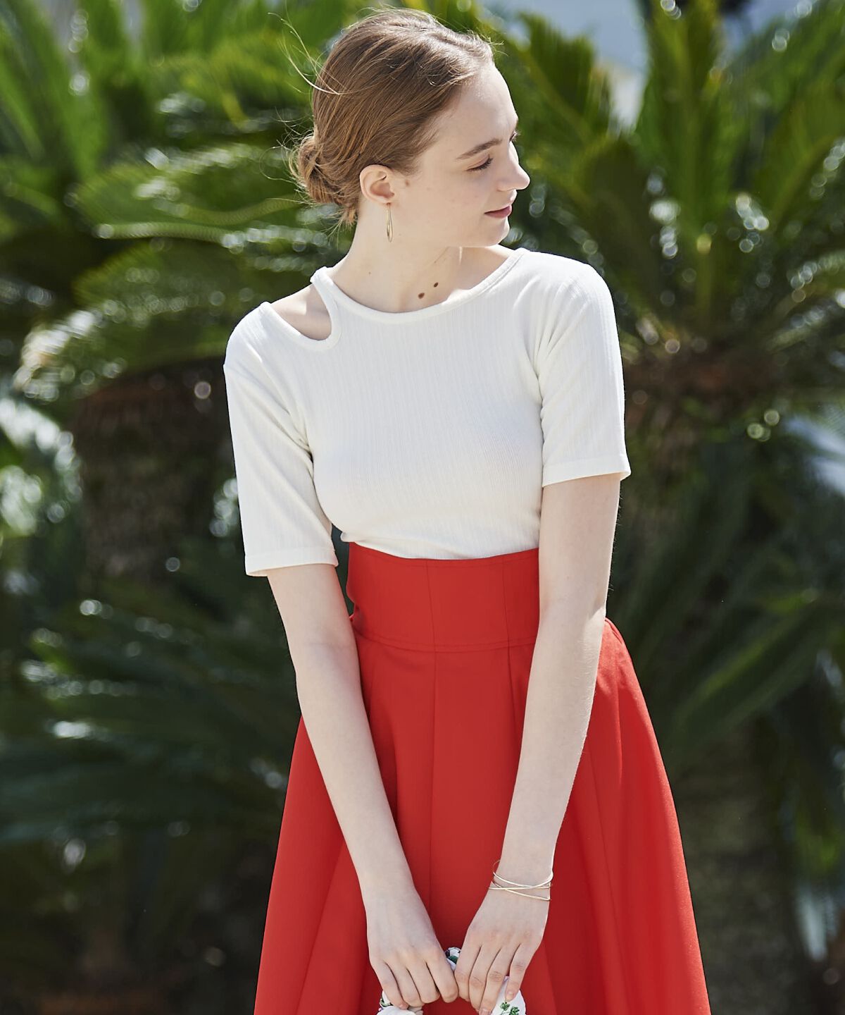 アンドクチュール「カットアウトTシャツ」|Tシャツ・カットソー|