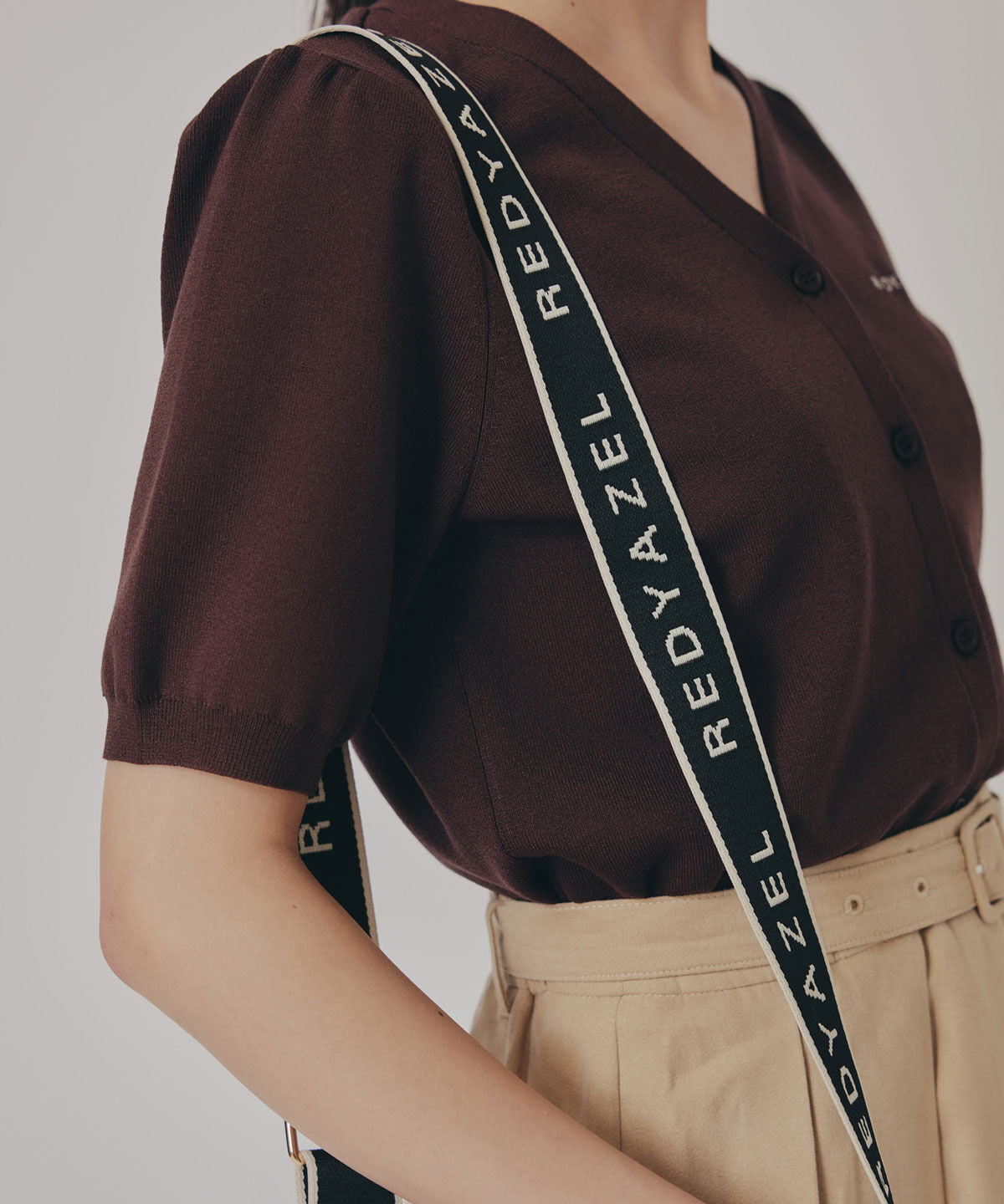 REDYAZEL「バックルデザインロゴストラップミニバッグ」|ショルダー・メッセンジャー|