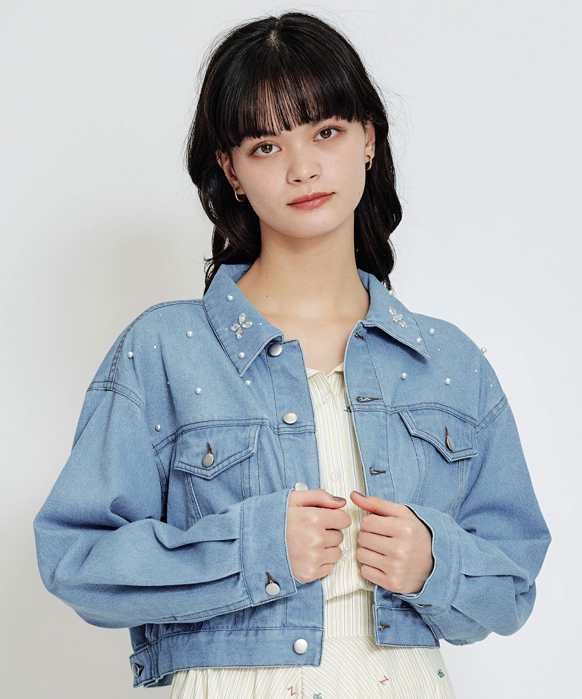 REDYAZEL「フラワービジューパールデニムジャケット」|デニムジャケット|サックス