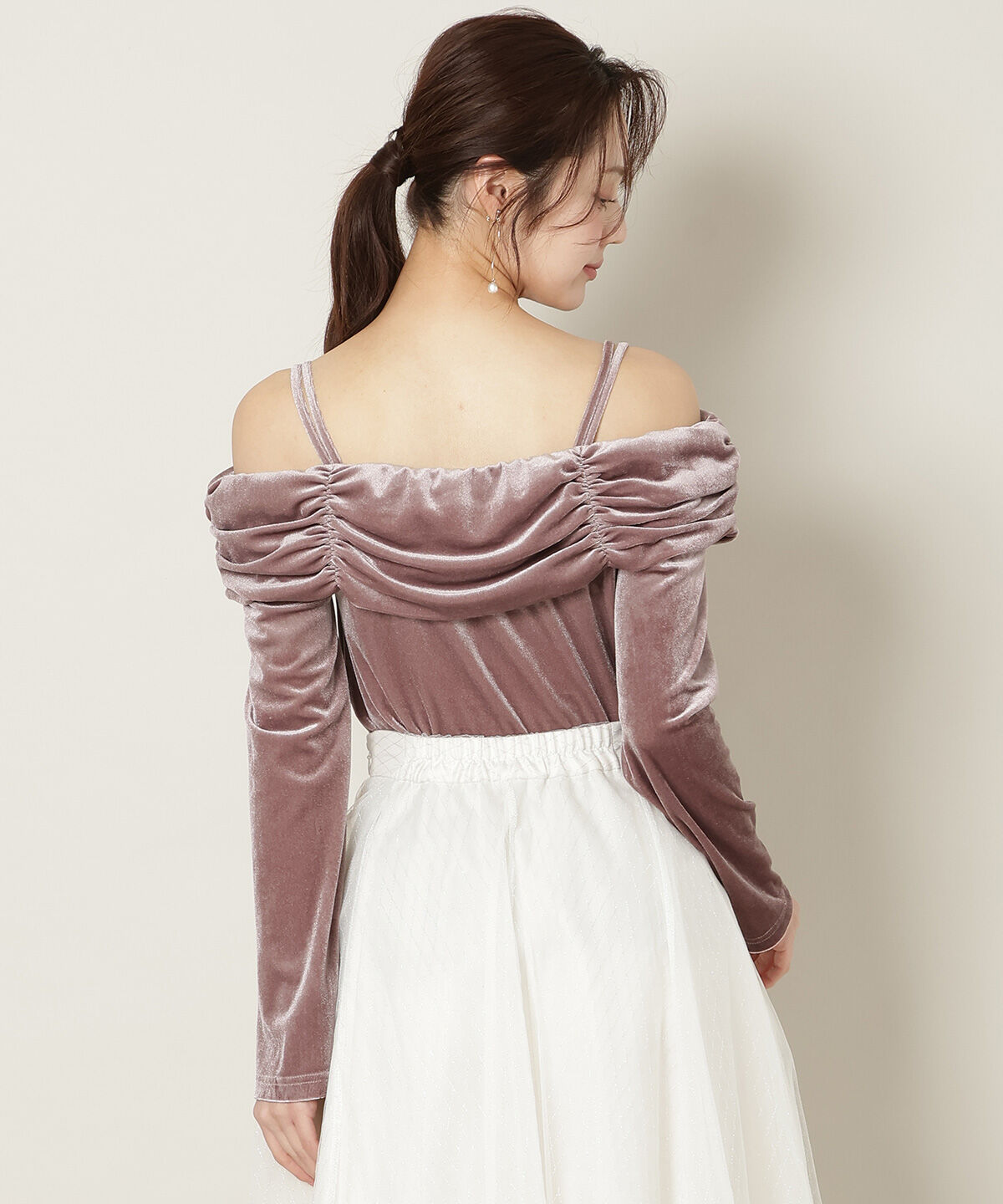 WILLSELECTION「ギャザーオフショルベロアトップス」|ニット・セーター|