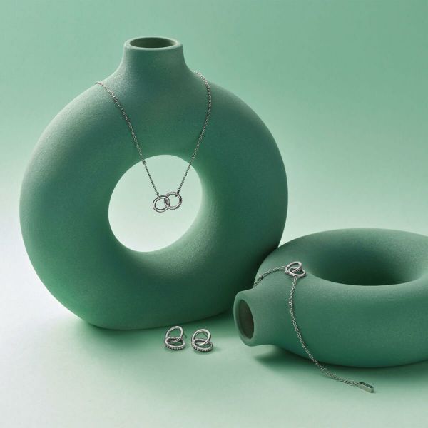 OLIVIA BURTON 「〈OLIVIA BURTON(ｵﾘﾋﾞｱﾊﾞｰﾄﾝ)〉 ｸﾗｼｯｸｽ ｱﾐﾃｨ ｲﾝﾀｰﾛｯｸ ｼﾙﾊﾞｰ ﾌﾞﾚｽﾚｯﾄ」|ブレスレット・バングル|