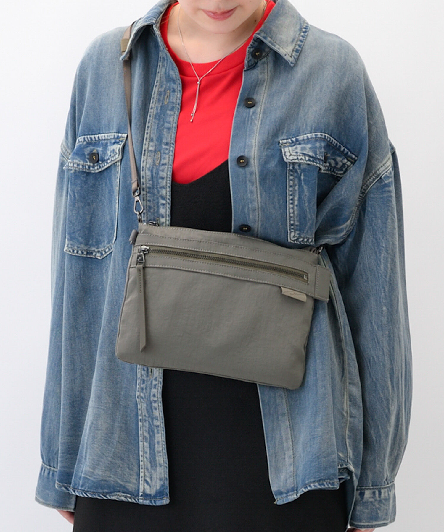 W&.Day/Night「W&.Day/Night ダブルアンドデイナイト　キルッコ フラットショルダー 19141 バッグ カジュアル 肩掛け」|ショルダー・メッセンジャー|ウォームグレー