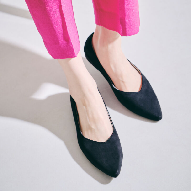 ORiental TRaffic「【跳べるパンプス/シリーズ累計150万足突破】ポインテッドトゥフラット/R-3205」|パンプス|BLACK