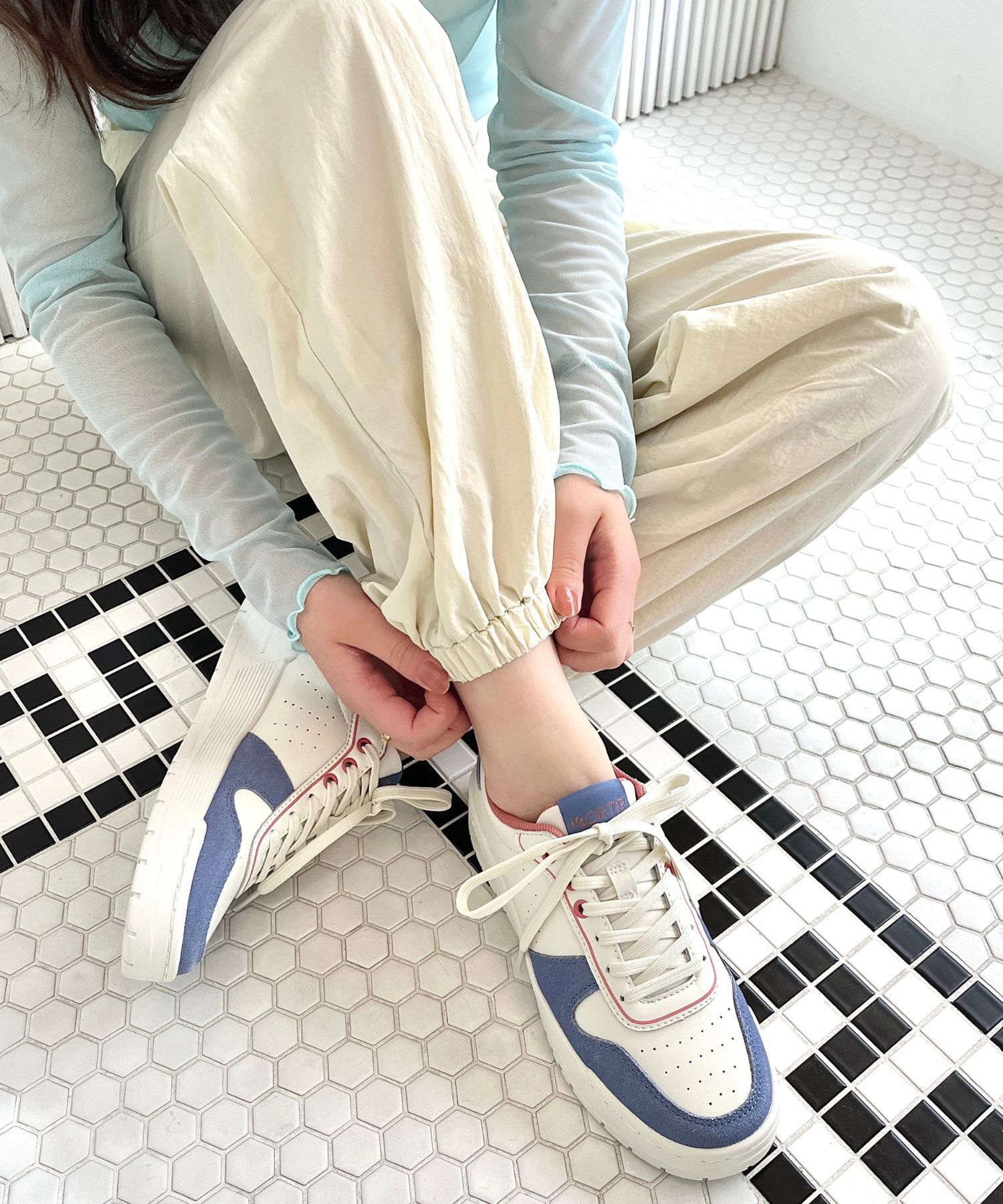 ORiental TRaffic「【トレンド】パンチングミッドソールスニーカー/OT3725 スニーカー 定番 人気 売れてる」|スニーカー|BLUE