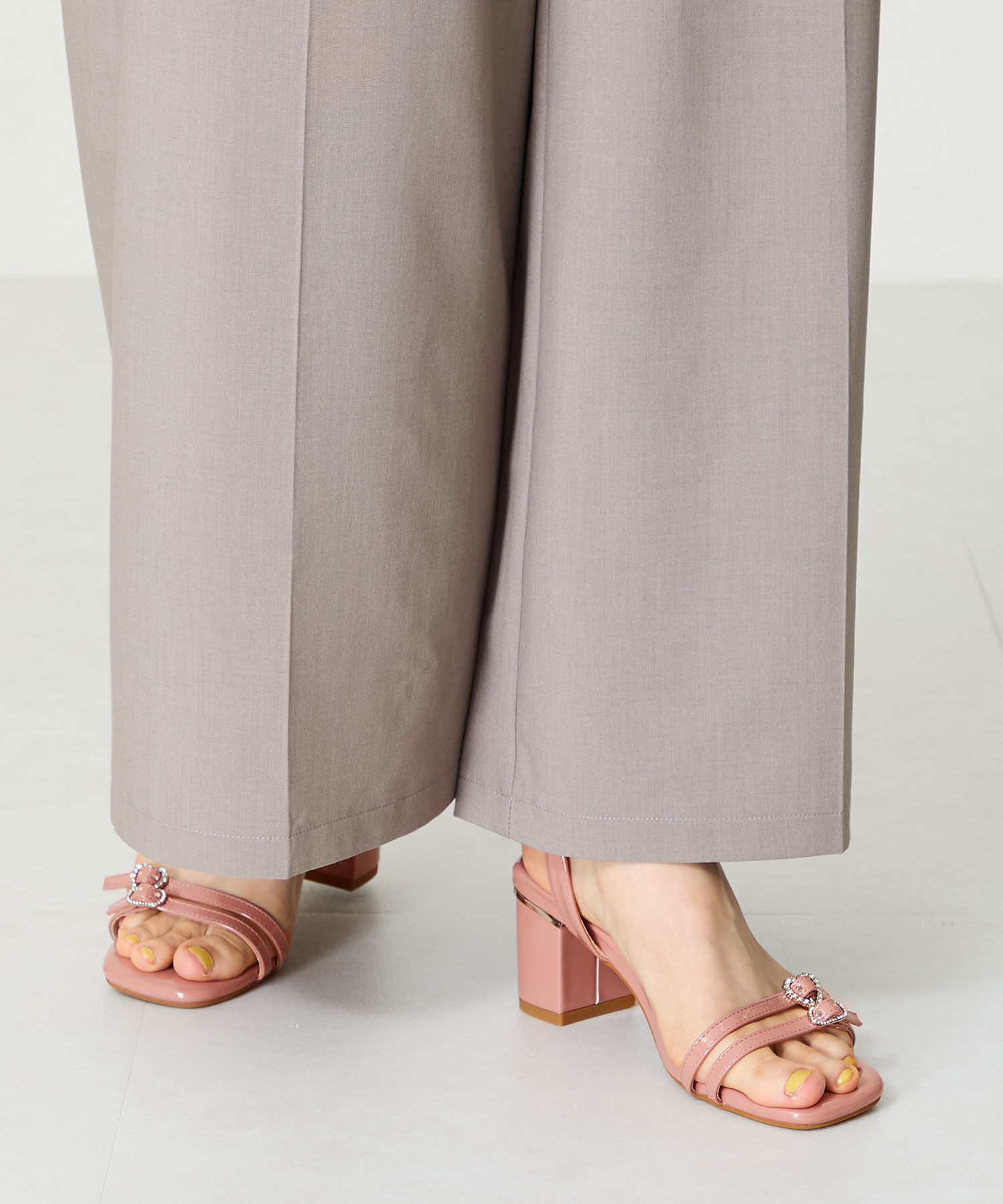 ORiental TRaffic「●2025春夏新作●マルチビジューバックルサンダル/51234」|サンダル|