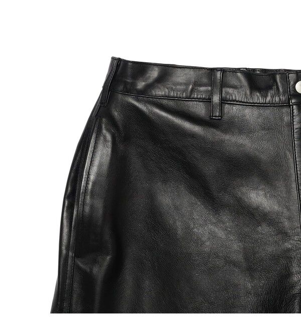 BEAMS「カウレザー イージー ショートパンツ【ワイドストレートフィット】」|その他|
