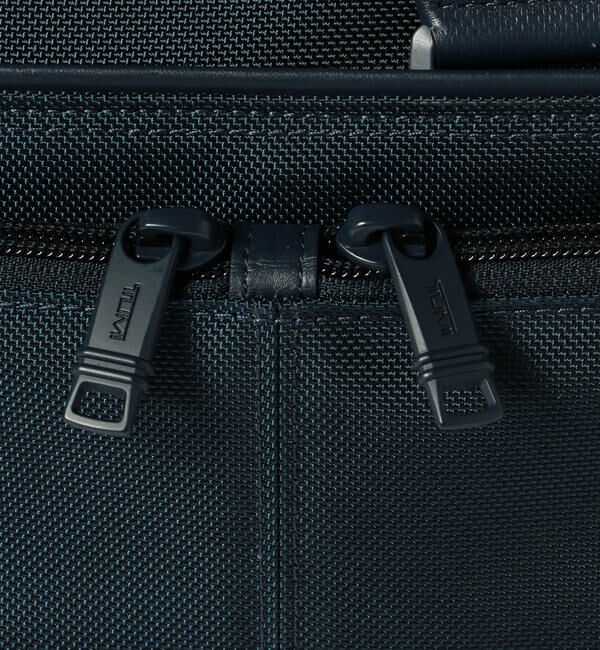 SHIPS「【SHIPS別注】TUMI: 『ALPHA 3』 3WAY スリム ブリーフ」|ビジネスバッグ|