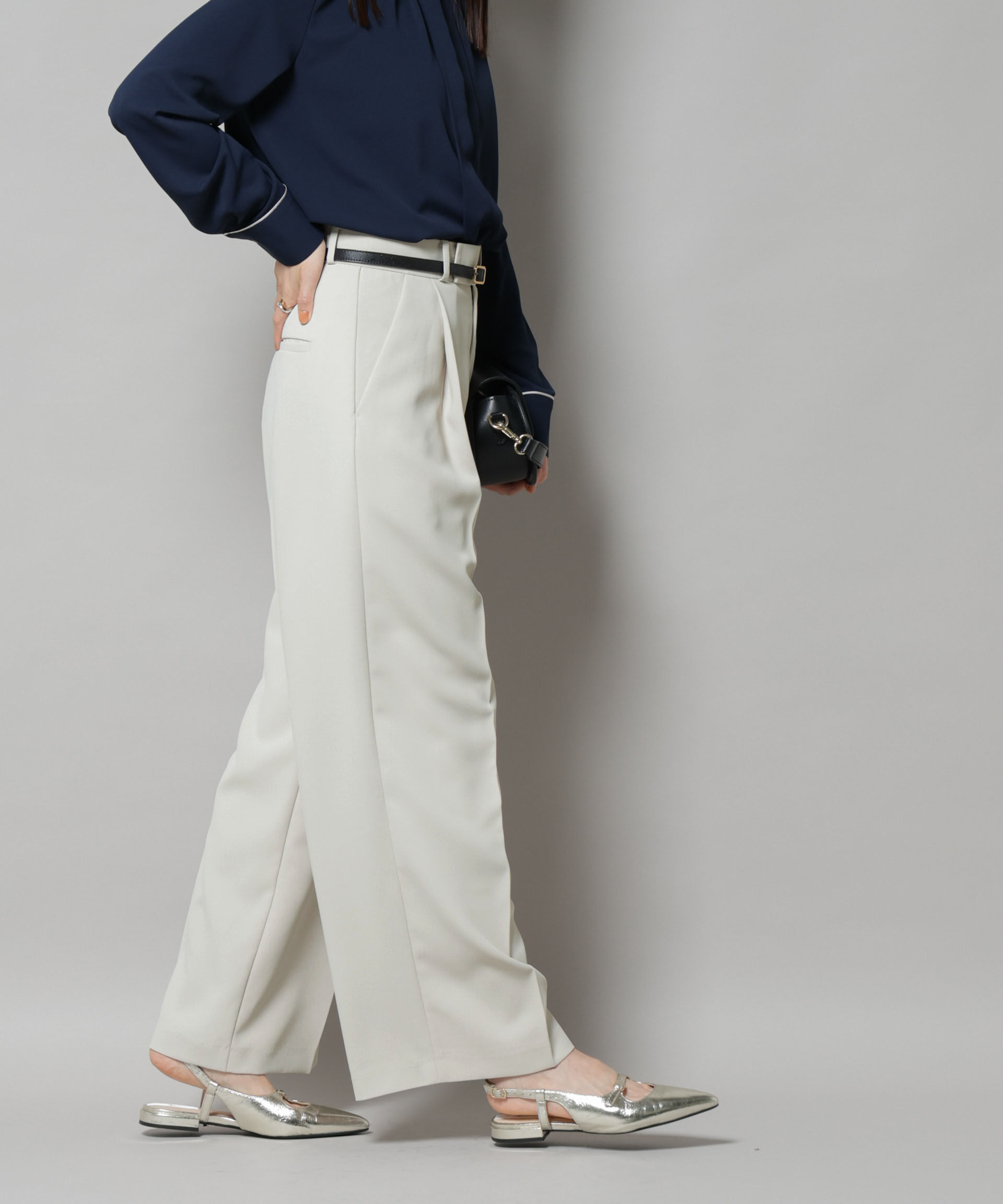 nano･universe「ツイルワイドスラックス」|チノ|