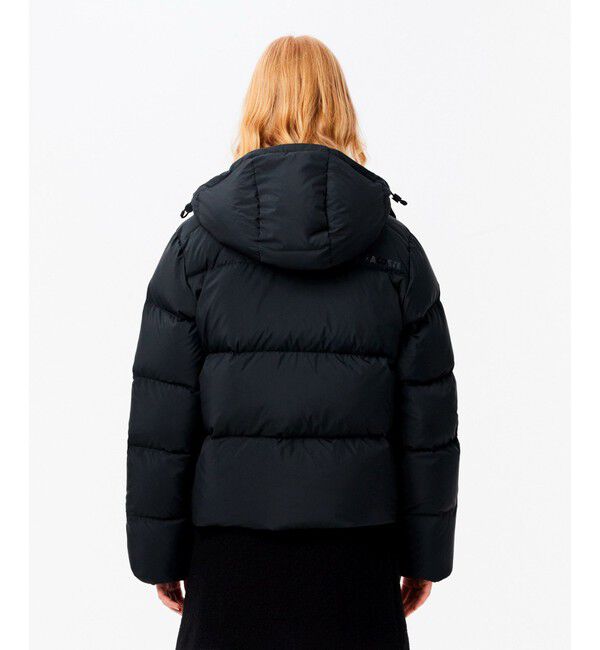 LACOSTE「ウィメンズ ボリュームハイネック ナイロンショート ダックダウンジャケット / フード取り外し可」|ダウン|