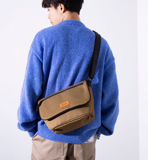 GLOSTER「【UNIVERSAL OVERALL/ユニバーサルオーバーオール】フラップショルダーバッグ」|ショルダー・メッセンジャー|