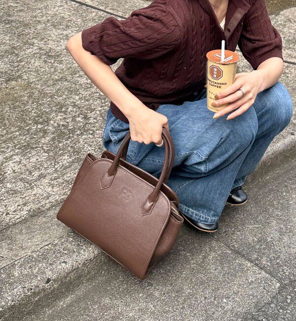 fredy emue「FR台形レザーバッグ」|ショルダー・メッセンジャー|