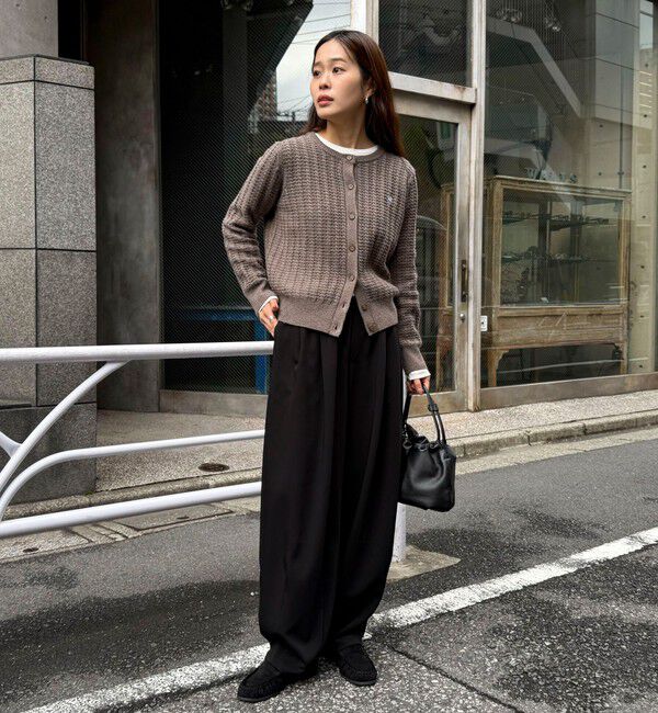 fredy emue「コクーンギャザーパンツ」|チノ|