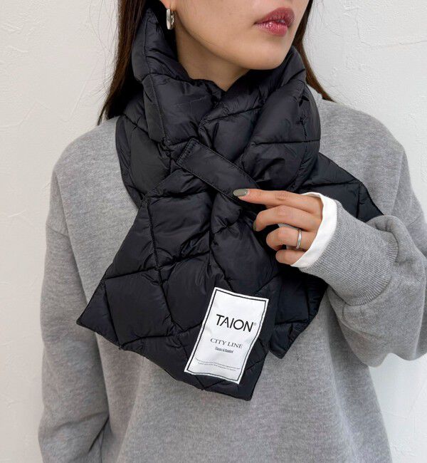 fredy emue「【TAION/タイオン】CITYダウンスカーフ」|ストール|ブラック