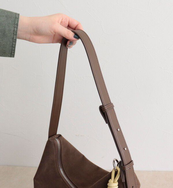 fredy emue「フェイクスエードソフトスクエアショルダーバッグ」|ショルダー・メッセンジャー|