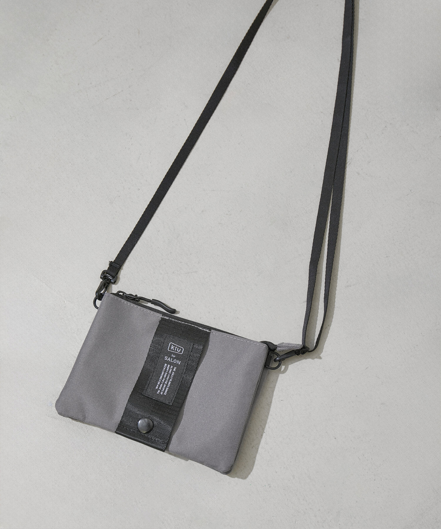 SALON adam et rope'「【KiU for SALON（キウ）】[撥水加工]別注エチケットポーチ/サコッシュ」|ショルダー・メッセンジャー|