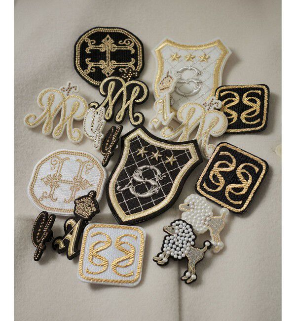 SALON adam et rope'「刺繍ワッペンブローチ＜H＞」|ブローチ・コサージュ|