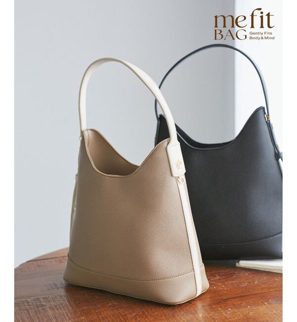ROPE PICNIC PASSAGE「【軽量・自立】【WEB限定カラー】me fit BAG フィットワンショルダーミドルバッグ」|ショルダー・メッセンジャー|ベージュ系(28)