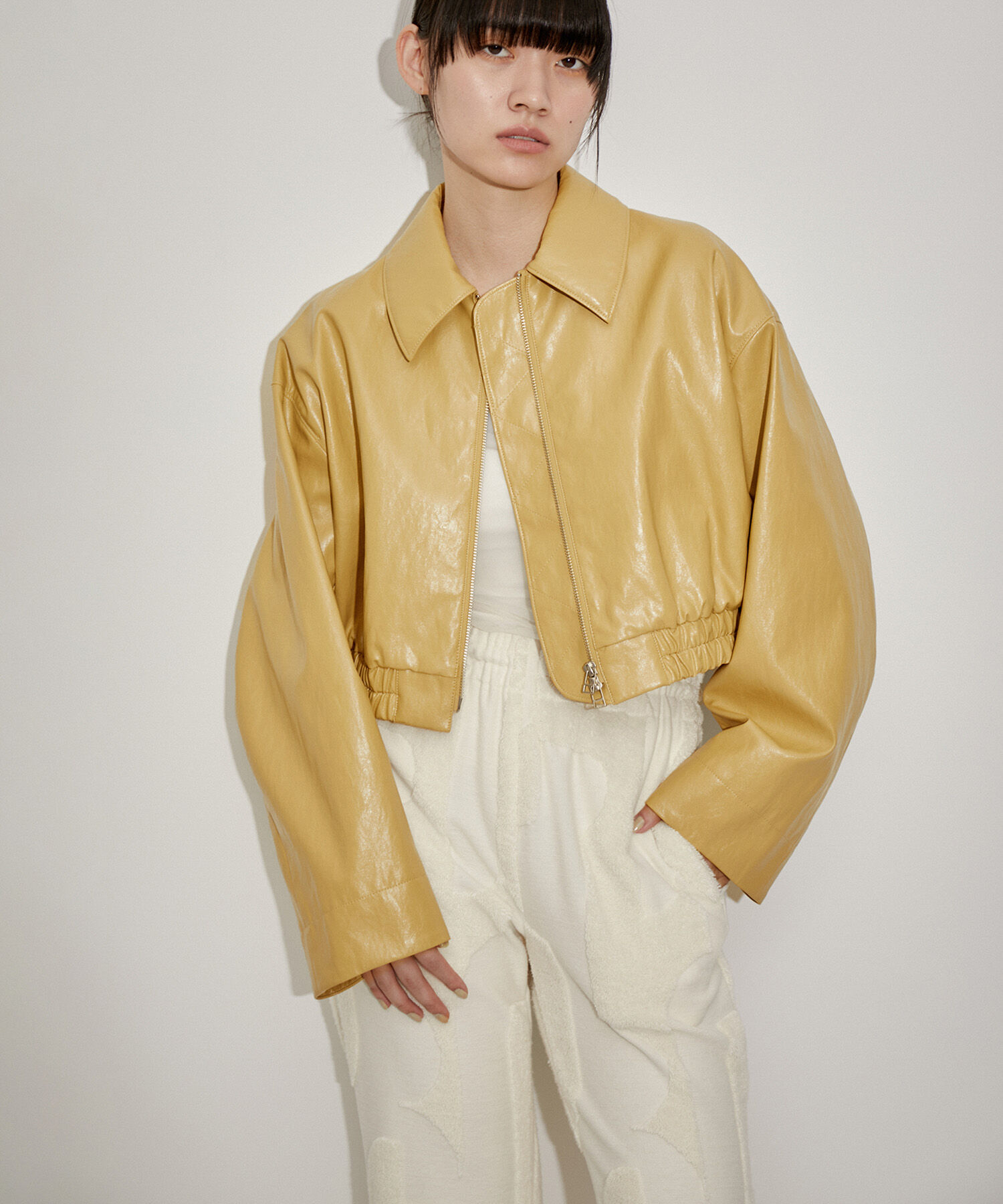 ADAM ET ROPE'「フェイクレザーショートブルゾン」|ブルゾン・スタジャン|