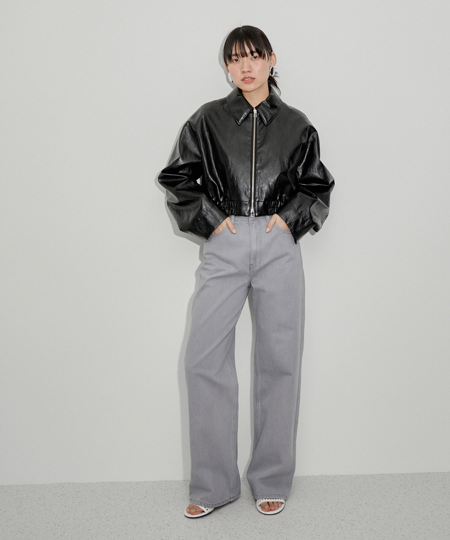 ADAM ET ROPE'「フェイクレザーショートブルゾン」|ブルゾン・スタジャン|