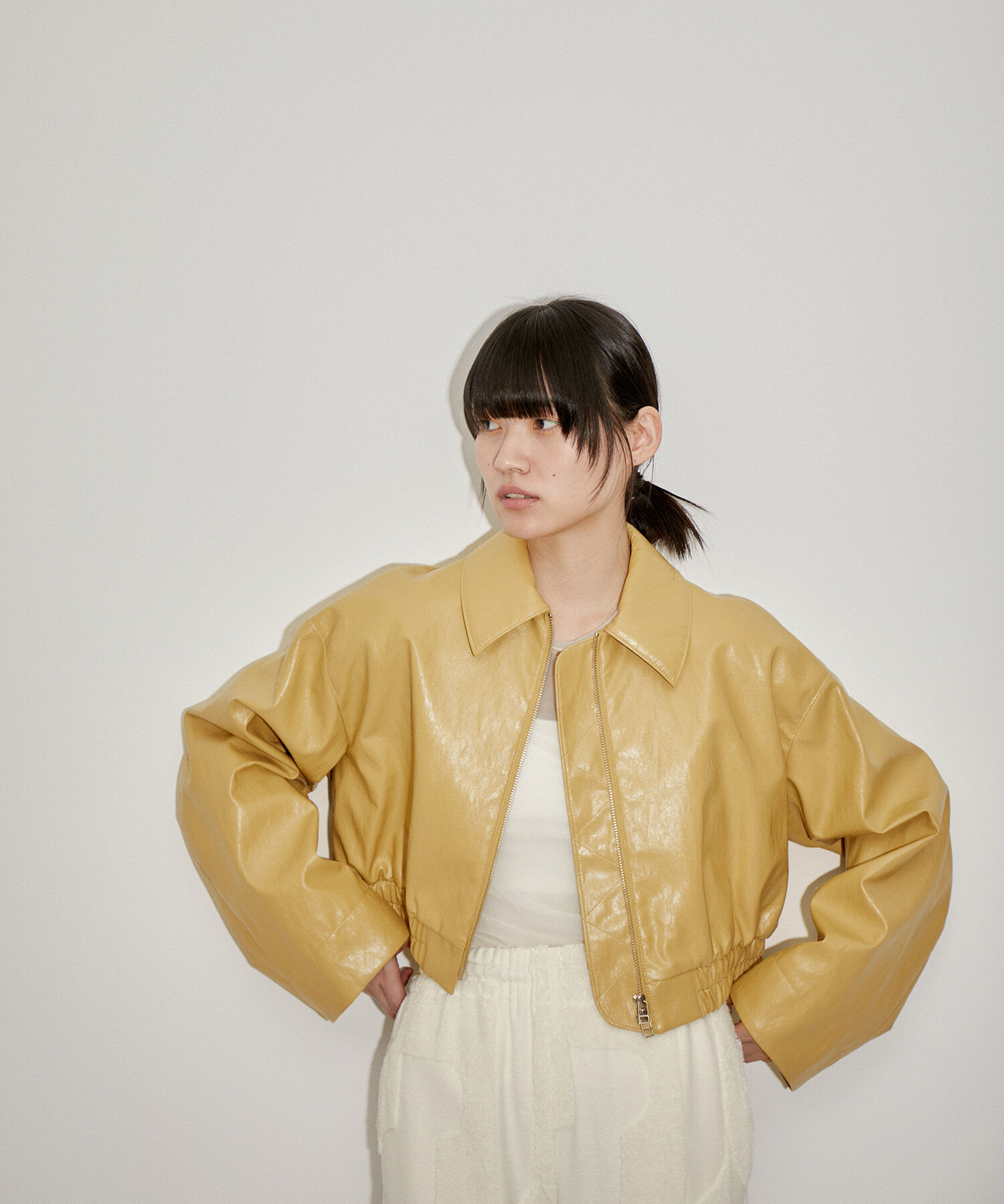 ADAM ET ROPE'「フェイクレザーショートブルゾン」|ブルゾン・スタジャン|