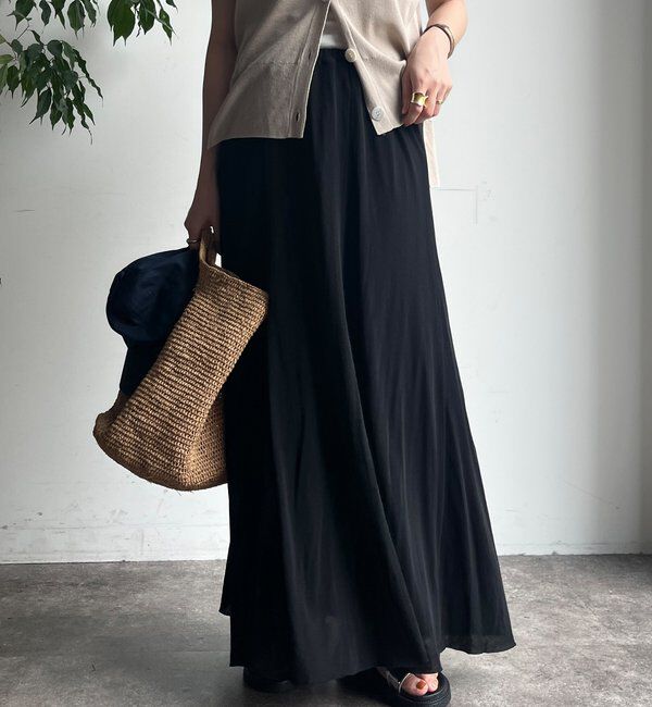  「【夏も快適！】ドライタッチカットフレアスカート」|スカート|ブラック