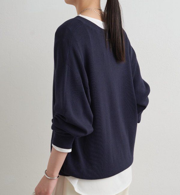  「ディープVニット」|ニット・セーター|
