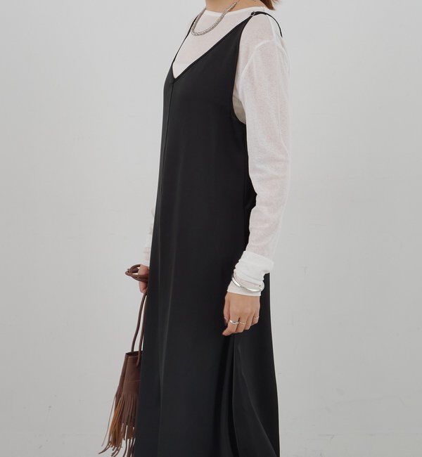  「《サイズ展開》Vネックサテンキャミワンピース」|ワンピース|