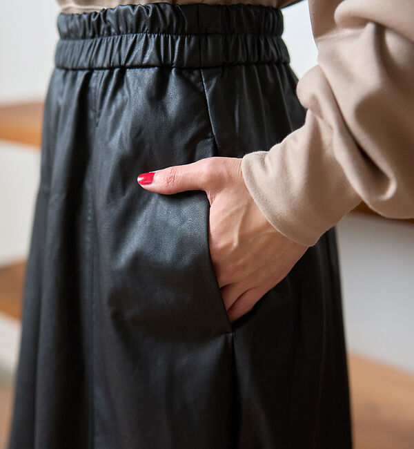 Rouge vif「フェイクレザーフレアスカート」|スカート|