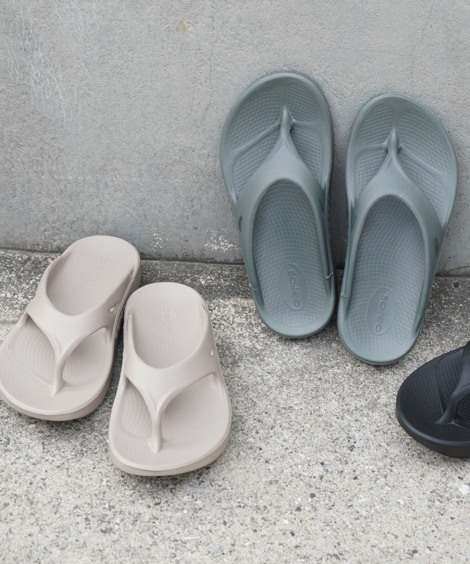 qualite「【OOFOS/ウーフォス】O Original / リカバリーサンダル」|サンダル|ダークグリーン