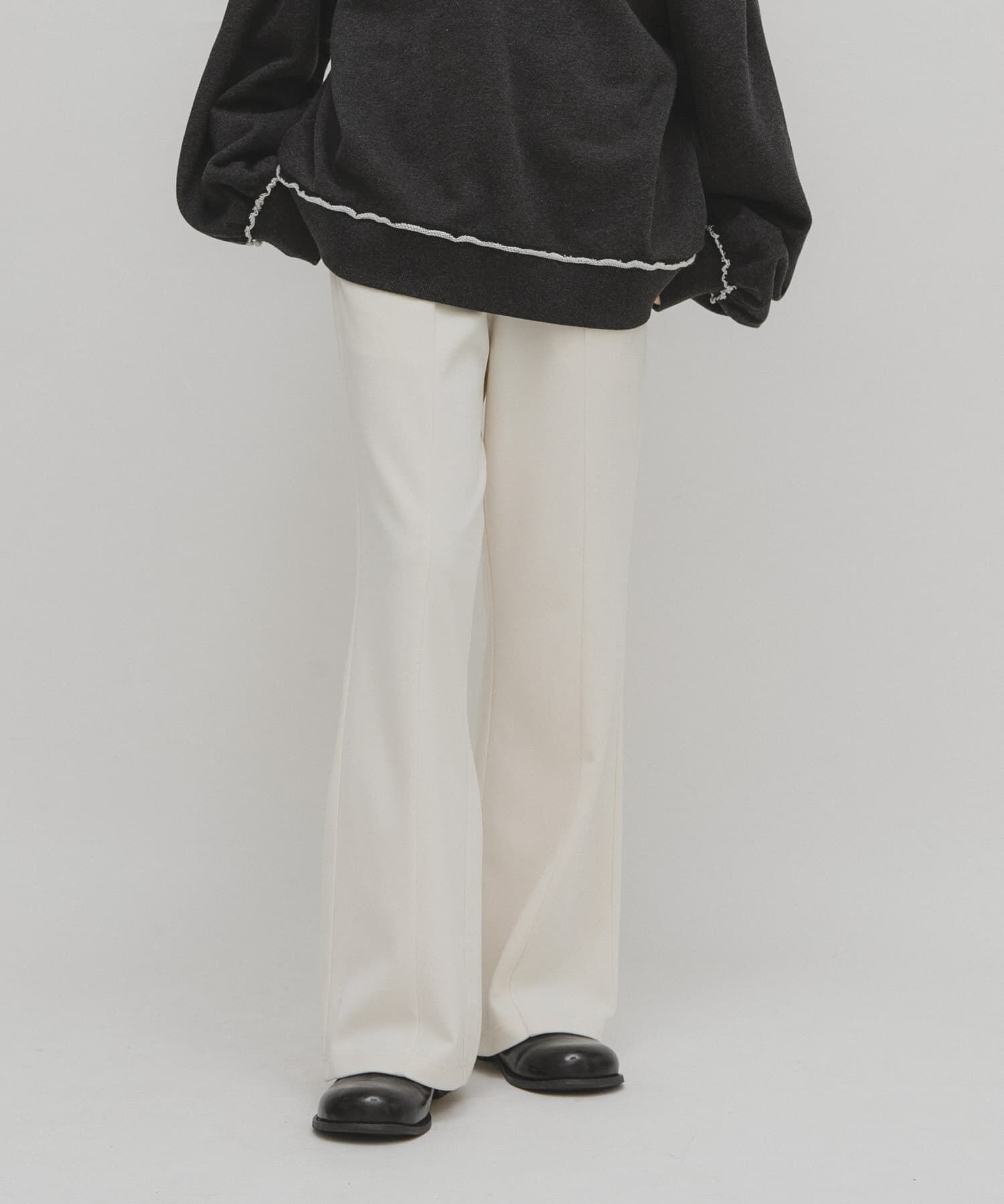  「イージーフレアパンツ」|その他|