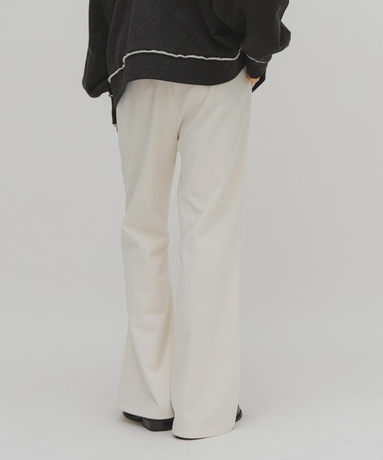  「イージーフレアパンツ」|その他|