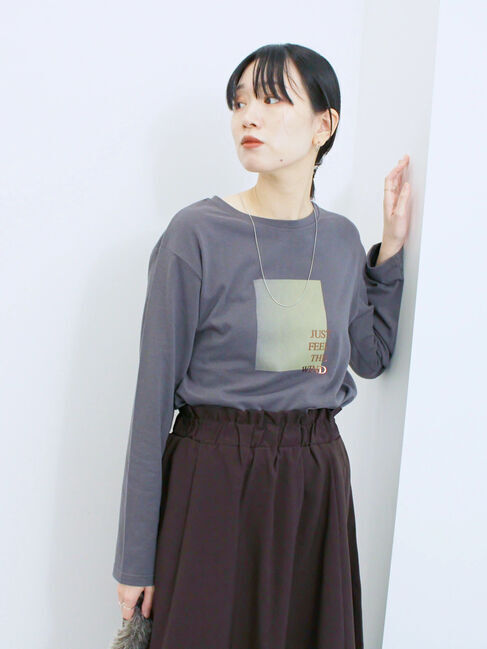 Samansa Mos2 blue「スクエアプリントプルオーバー」|Tシャツ・カットソー|チャコールグレー