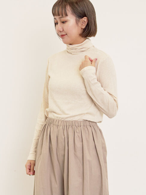 Samansa Mos2「【吸湿発熱】ベア天無地タートルネックインナー」|Tシャツ・カットソー|