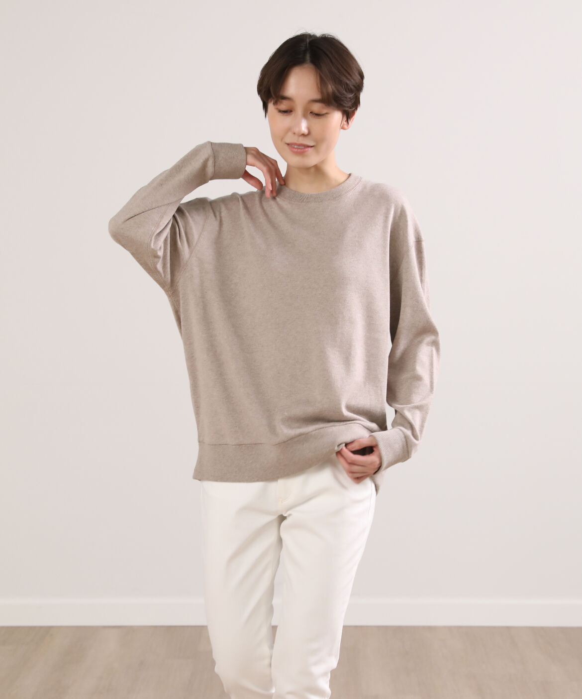 DAY by DAY it&rsquo;s international「クルーネックニット《オーガニックエアーコットン》《ユニセックス》」|ニット・セーター|ベージュ2